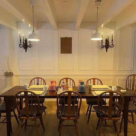Rosenhof-lodge Bed & Breakfast