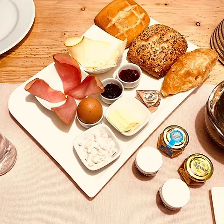 Rosenhof-lodge Bed & Breakfast Hanerau-Hademarschen
